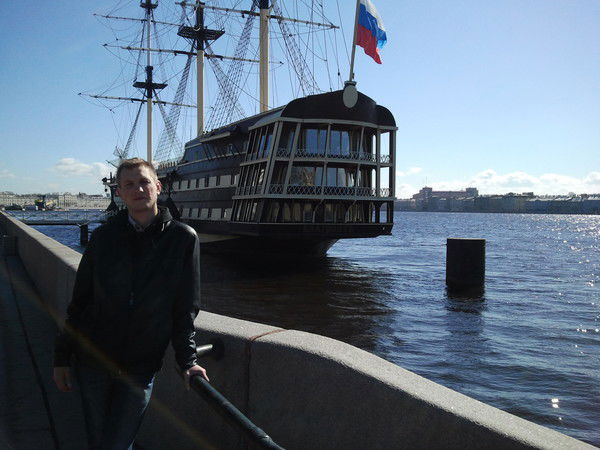 Олег Мокроусов