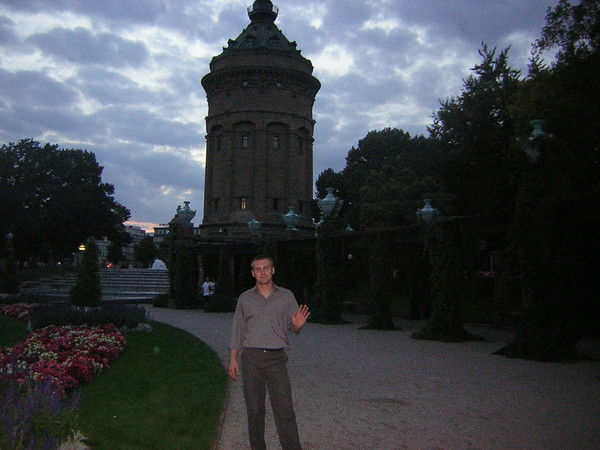 Денис Грызунов