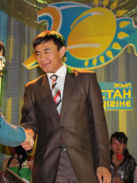 Олжас Шарапов