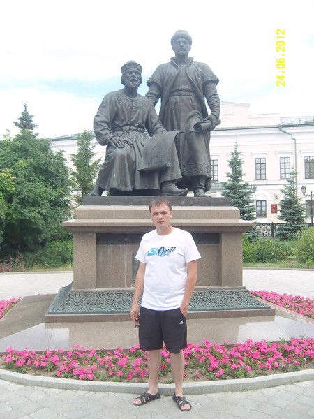 Виталя Повелица