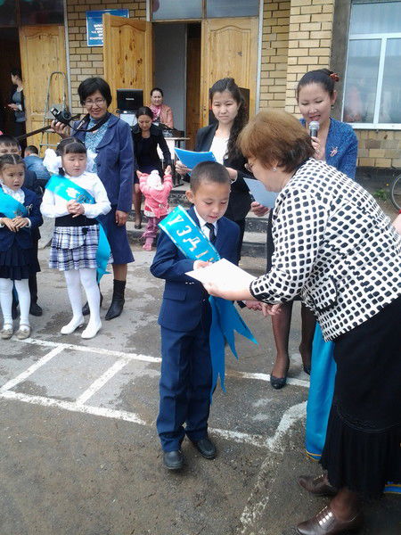 Алибек Саят