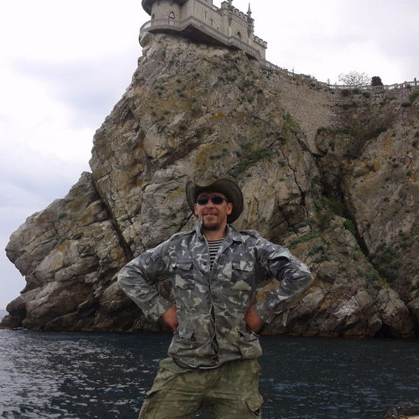 Дмитрий Хализов