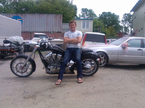 Костя Господинко