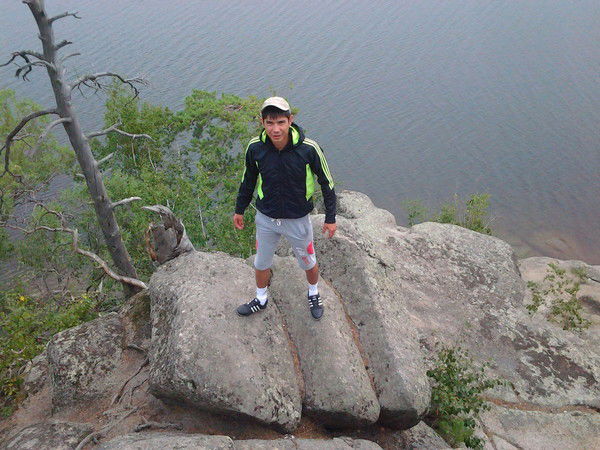 Данияр Барсакбаев