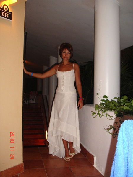 Анна Симонова