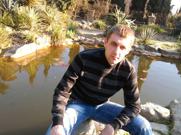 Максим Дубина