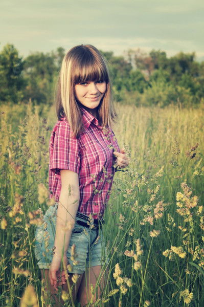 .александра Знаменская.