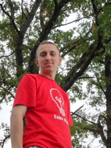 Денис Кондраков