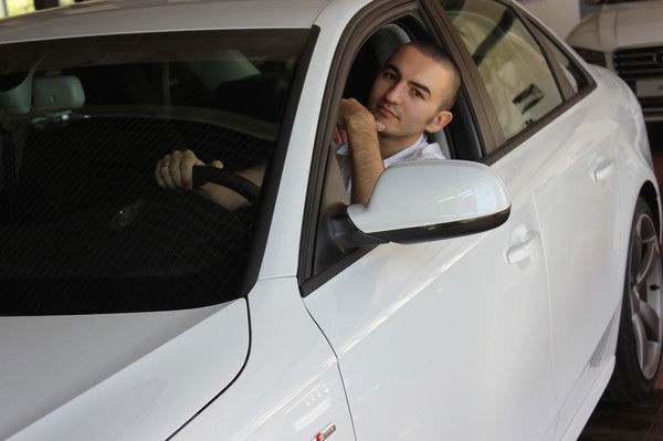 Алексей Иванов