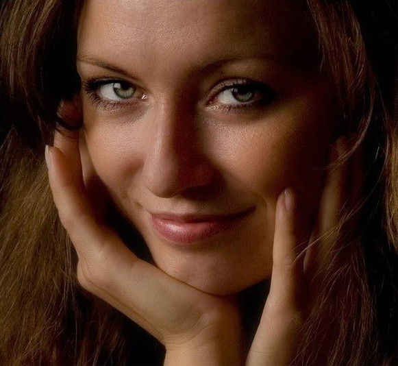 Мирослава Ли