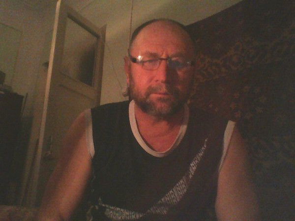 Александр Ефремов