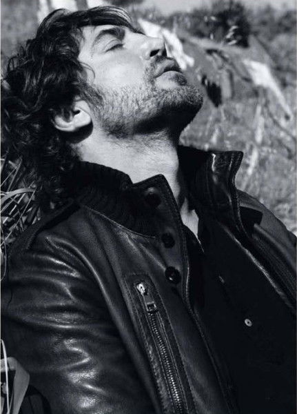 Роберт Серобян