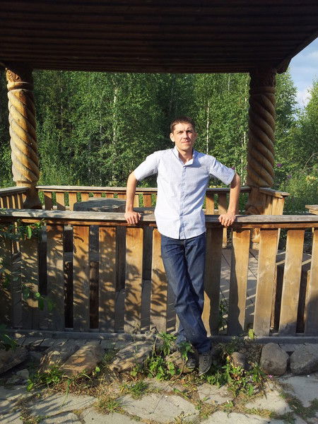 Николай Белов