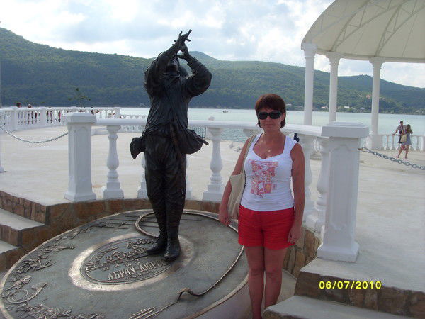 Неизвестно Неизвестно