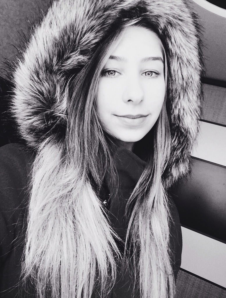 Александра Март