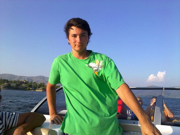 Игорь Томаев