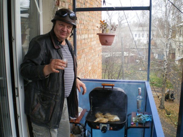 Виктор Мельников