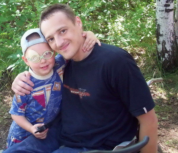 Андрей Наумов