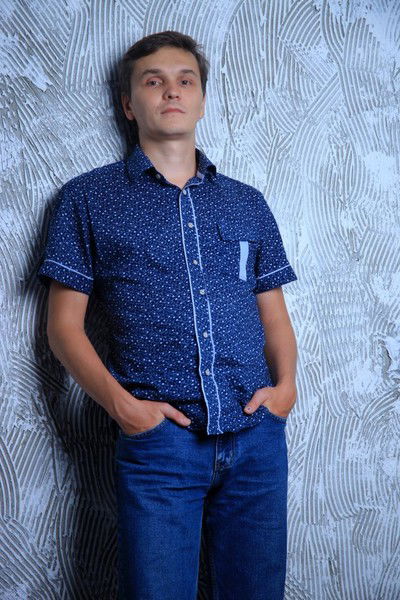 Олег Коновалов