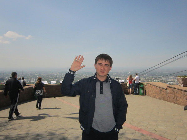 Станислав Шин