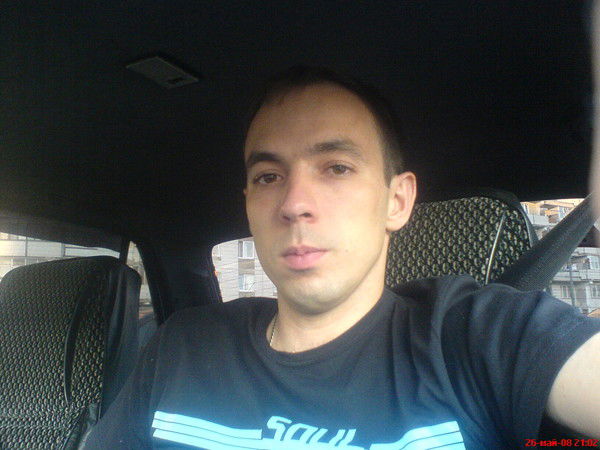 Игорь Уваров