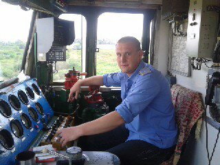 Максим Жажков