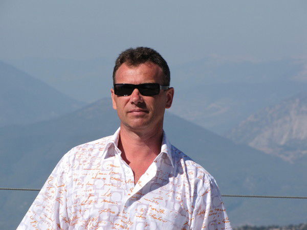 Дмитрий Иванов