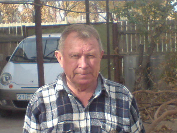 Николай Захаров