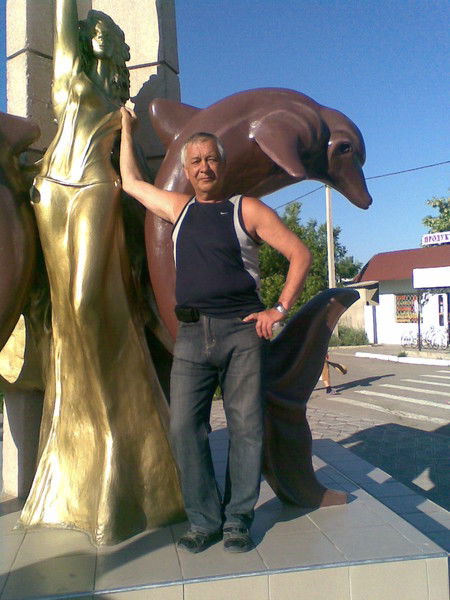 Александр Захаров