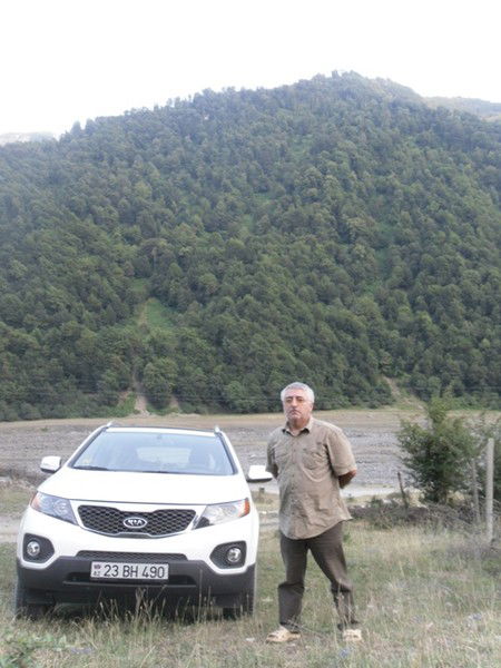 Яшар Ахмедов