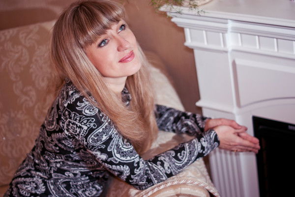 Елена Почивалова