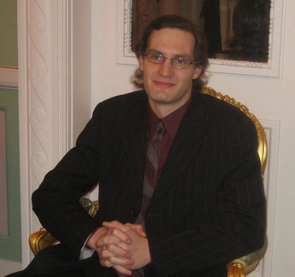 Дмитрий Вахрамков