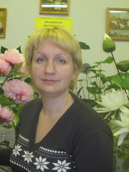 Елена Хомутинникова