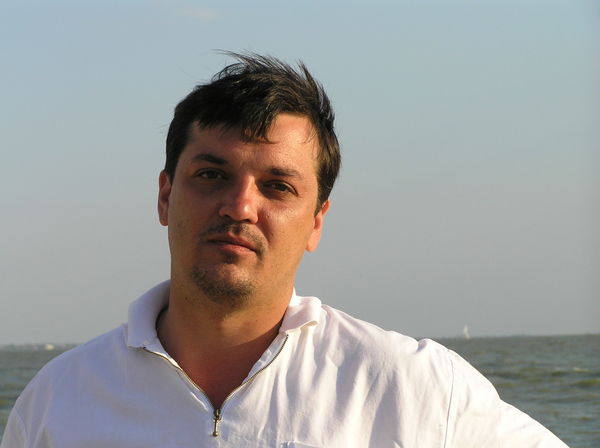 Александр Коломиец