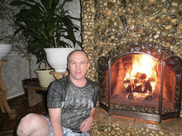 Андрей Великов