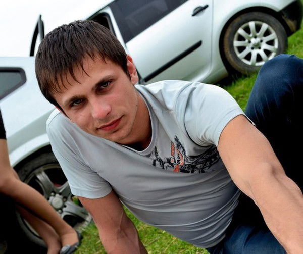 Рома Леднев