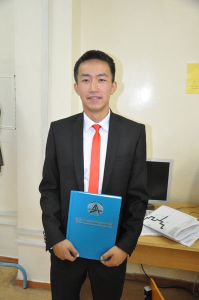 Азамат Алавадинов