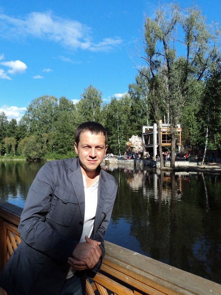 Денис Деревянко