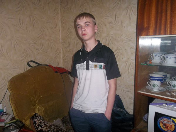 Антонннн ))))))