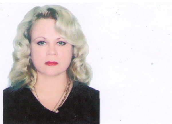 Елена Комарова