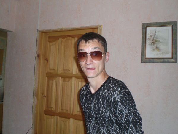 Алексей Иванов *