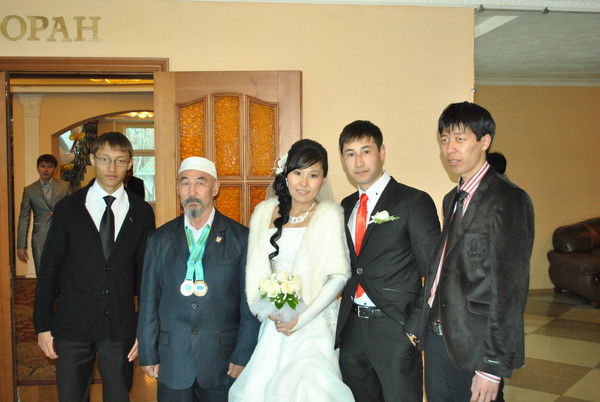 Дамир И Лаура Жакеевы