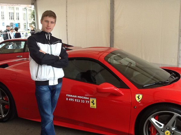 Антон Крутяков