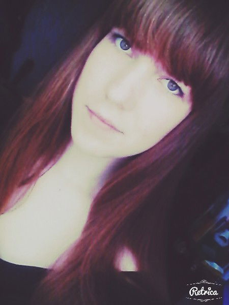 Катя Попова