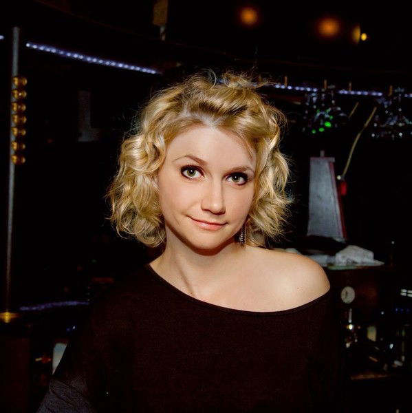 Марина Никонорова