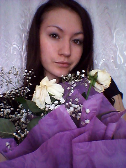 Азиза Султанова