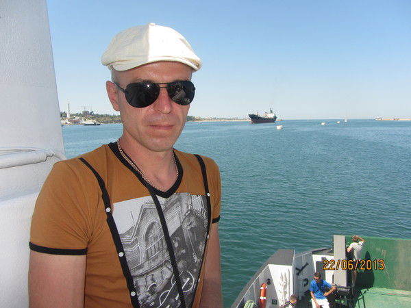 Артур Криушенко