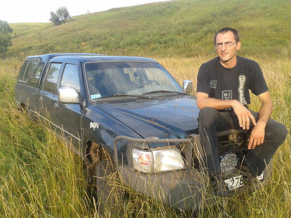 Роман Золотых