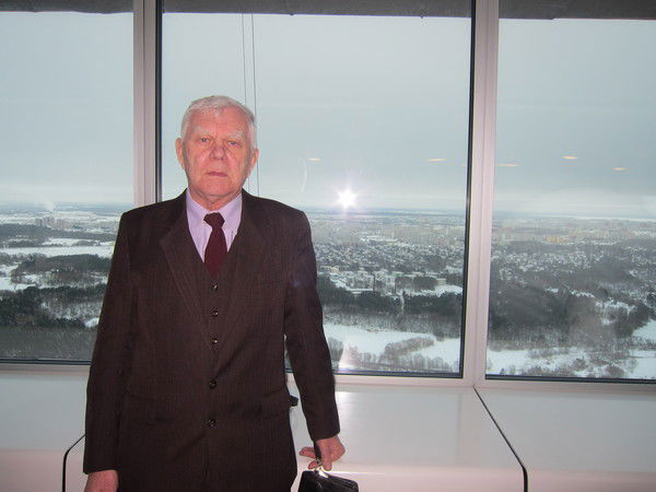 Виталий Нев