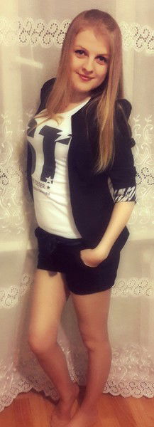 Александра Олейникова